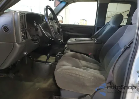 2005 Chevrolet Silverado K2500 Heavy Duty z USA, uszkodzony, nr VIN 1GCHK29U15E237847